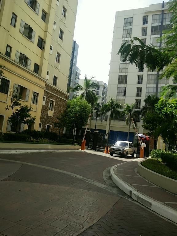 Palm Tree Genlex Condo Manila Exterior foto