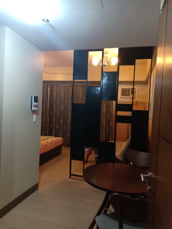 Palm Tree Genlex Condo Manila Exterior foto
